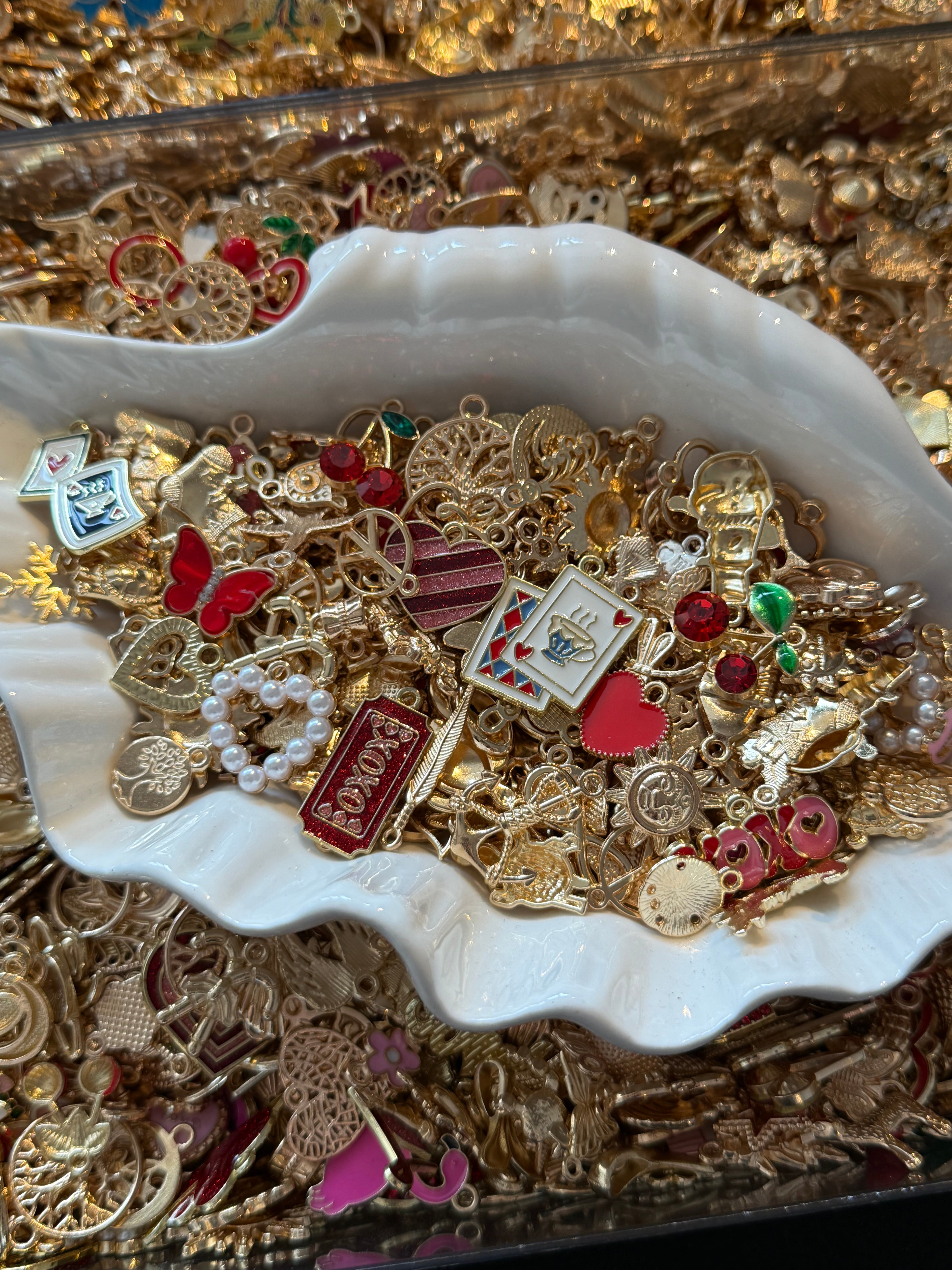 Charming charms scoops - charms mix 1 scoop （around 100-150 charms）